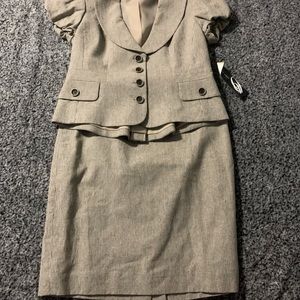 Nine West suit NWT